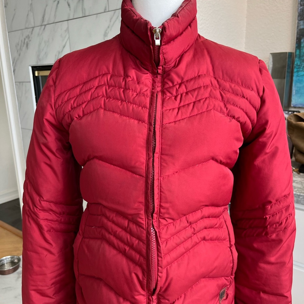 Red Kenneth Cole lightweight puffer jacket